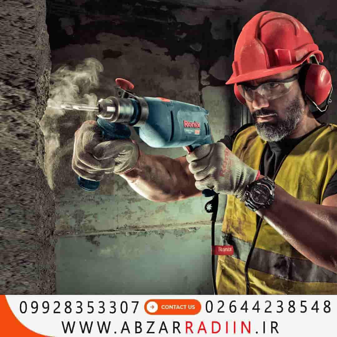 دریل 13 میلیمتری چکشی سه نظام آچاری با کیف BMC رونیکس مدل 2210 دریل 13 میلیمتری چکشی سه نظام آچاری با کیف BMC رونیکس مدل 2210